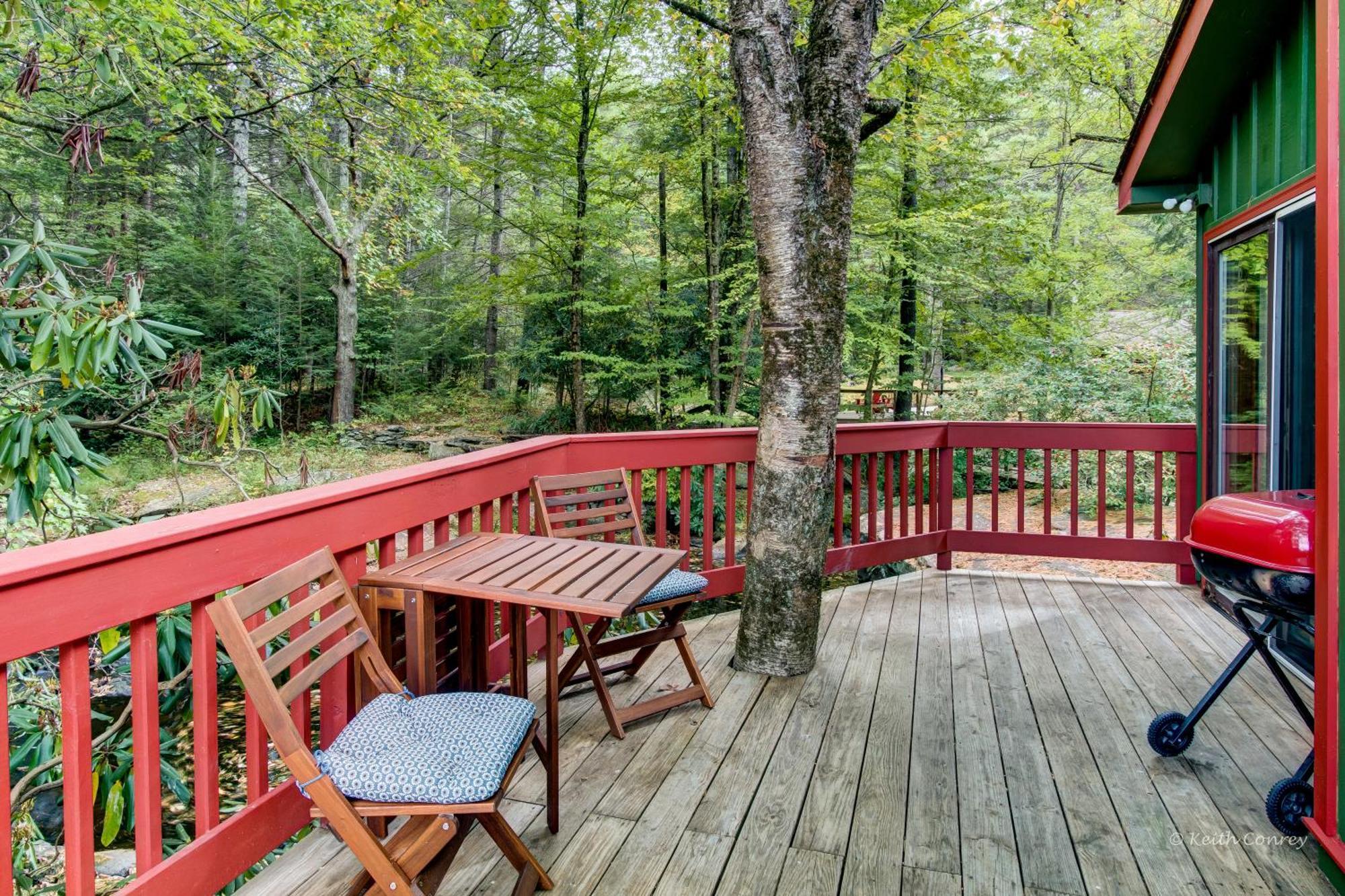 Magnolia Streamside Resort Canadensis Szoba fotó